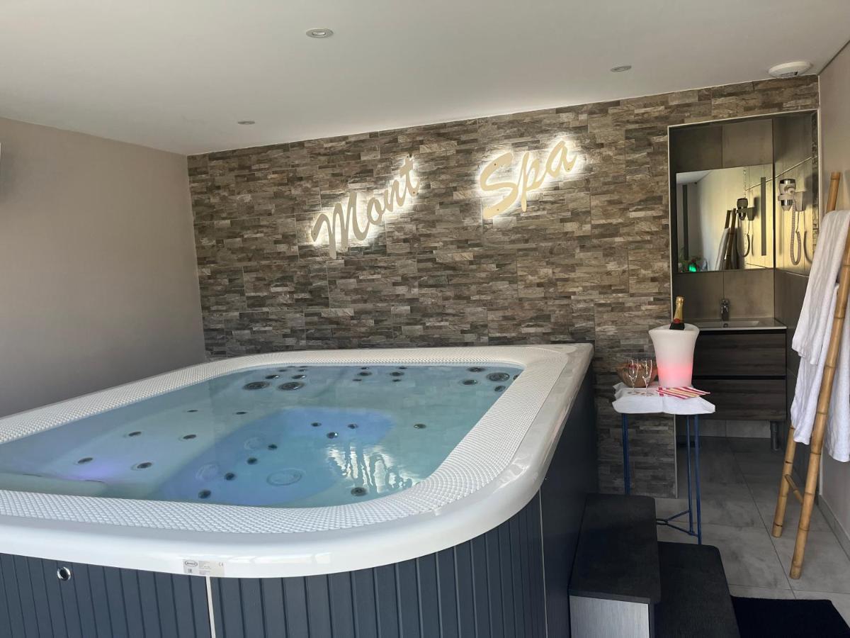 Вилла Le Relais De La Fontaine & Jacuzzi Montcornet  Экстерьер фото